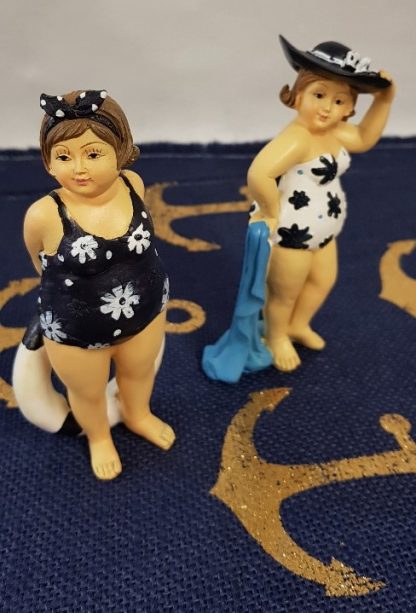 Full Figured Standing Ladies - Image 6